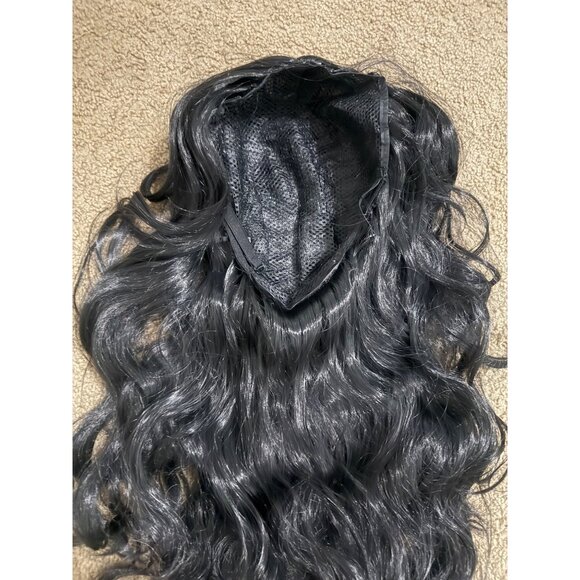 28 inch Long wavy black glueless wig - Picture 3 of 6